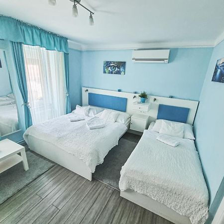 Szivarvany Panzio Szeged Exteriör bild